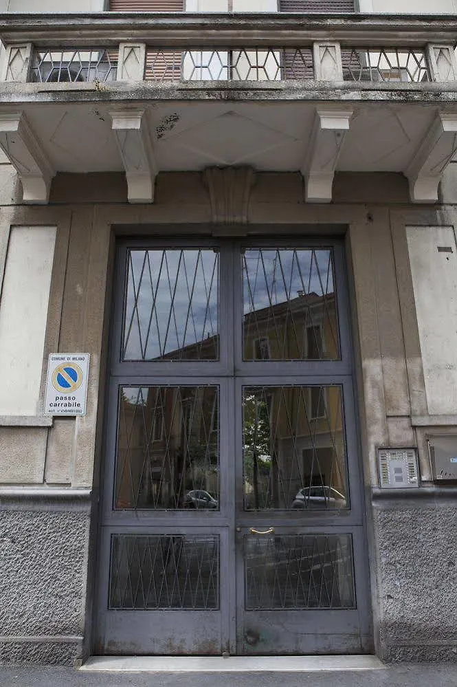 Alessia'S Flat - Breno 1 Apartment Milan Italy