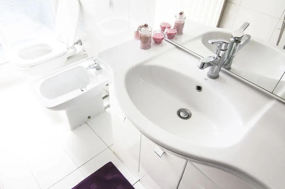 Alessia'S Flat - Breno 1 Appartement Milaan 0*,